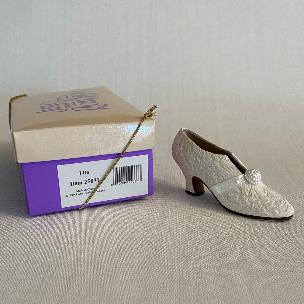 Just The Right Shoe I Do Slipper Item 25031